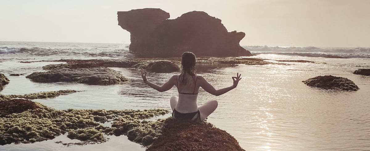 Durch positive Gedanken die Energie des Universums anziehen.
